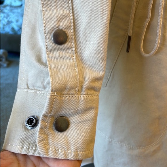 Price drop! EUC Cabi Excursion Anorak Jacket XS - Picture 6 of 15